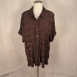 Jane + Delancey 1X Brown & Black Striped Button Front Relaxed Top